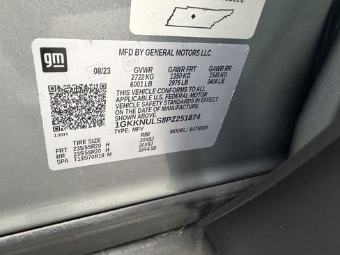 Used 2023 GMC Acadia SLT w/ Elevation Edition AWD/4WD image 44