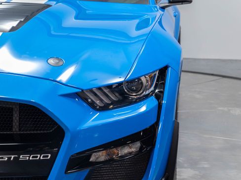Used 2022 Ford Mustang Shelby GT500 w/ Carbon Fiber Track Pack RWD image 69
