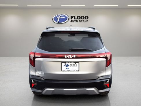 Used 2024 Kia Seltos S AWD/4WD image 5