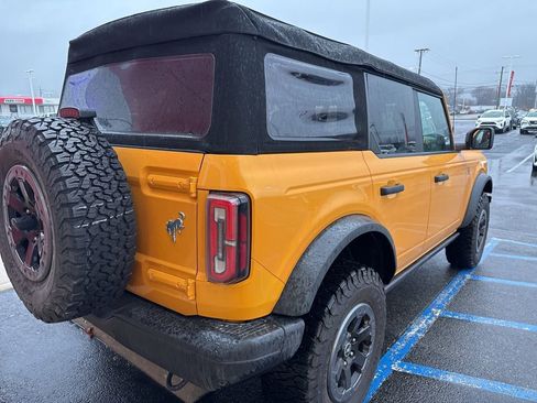 Used 2021 Ford Bronco Badlands image 7