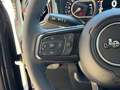 New 2026 Jeep Wrangler Unlimited Rubicon AWD/4WD image 33