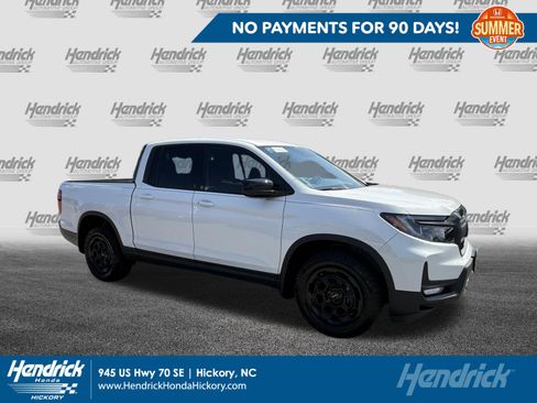 Certified 2025 Honda Ridgeline Sport+ image 1