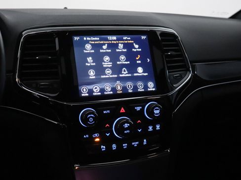 Used 2021 Jeep Grand Cherokee Trailhawk image 26