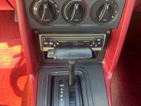Used 1989 Ford Mustang LX RWD image 11