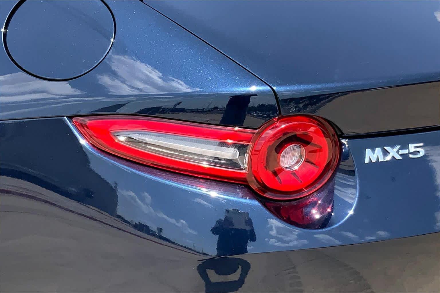 Used 2025 MAZDA MX-5 Miata RF Grand Touring RWD image 24