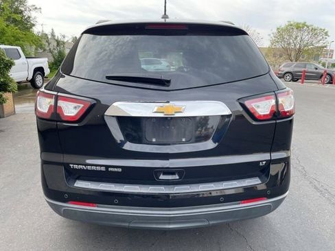 Used 2017 Chevrolet Traverse LT image 5