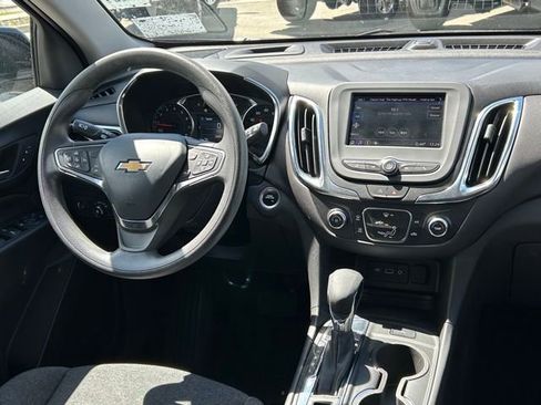 Used 2024 Chevrolet Equinox LT FWD image 16
