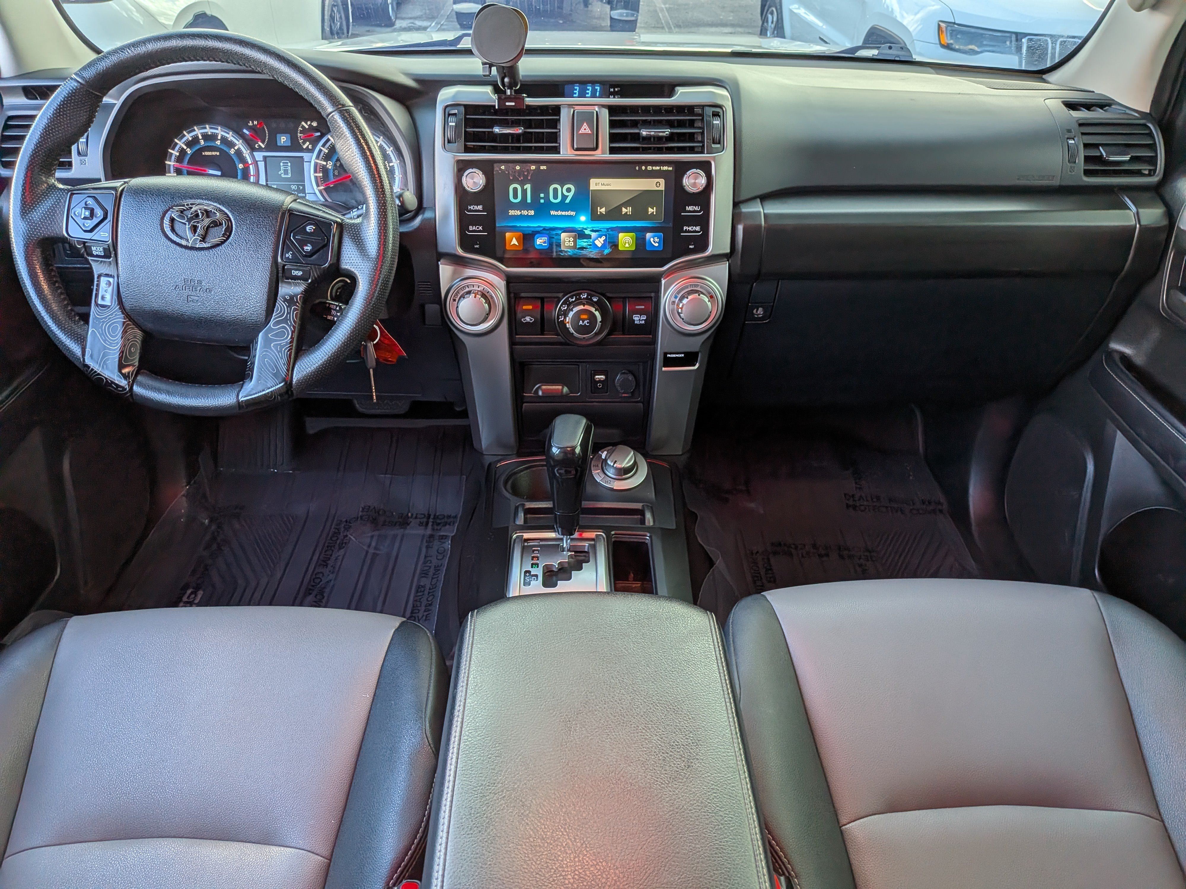 Used 2019 Toyota 4Runner SR5 Premium AWD/4WD image 19
