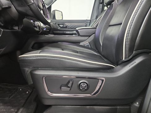 Certified 2025 RAM 1500 Limited w/ Body Color Bumper Group AWD/4WD image 32