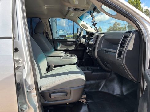 Used 2018 RAM 2500 Tradesman w/ Chrome Appearance Group AWD/4WD image 37