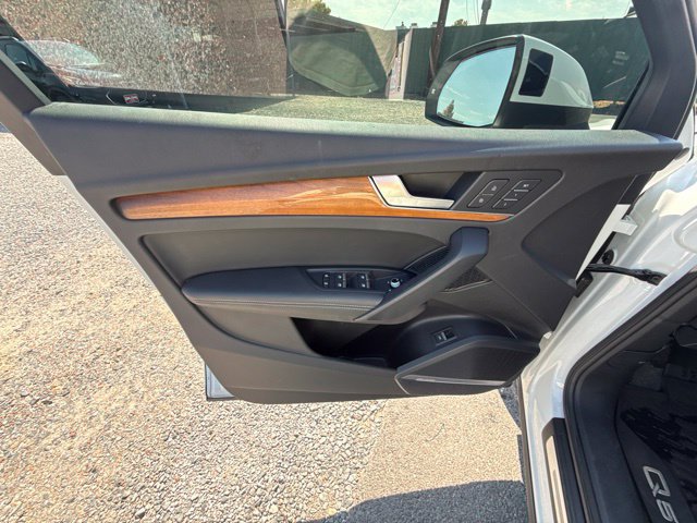 Used 2021 Audi Q5 Prestige w/ Prestige Package AWD/4WD image 7