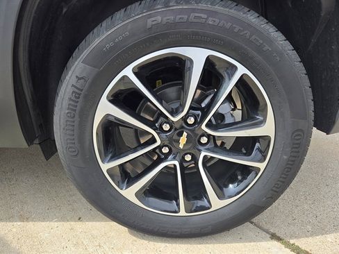 Used 2025 Chevrolet TrailBlazer LT image 11