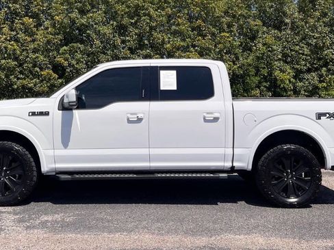 Used 2020 Ford F150 Lariat AWD/4WD image 4