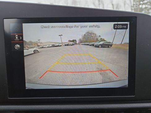 Used 2025 Kia Niro LX image 30