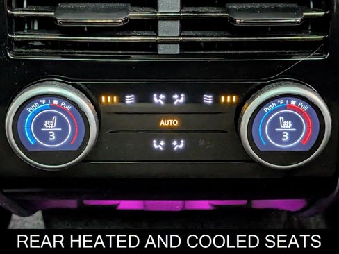 Used 2023 Land Rover Range Rover SE image 20