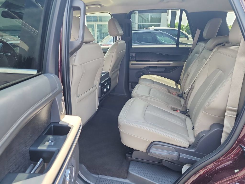 Used 2021 Ford Expedition Limited AWD/4WD image 25