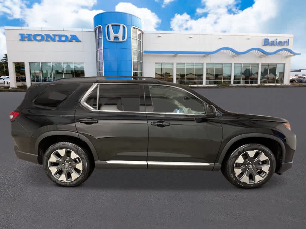 New 2026 Honda Pilot Touring image 8