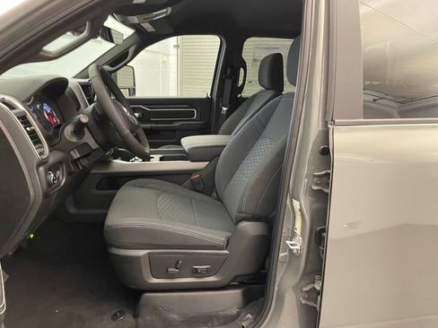 New 2026 RAM 2500 Big Horn AWD/4WD image 18