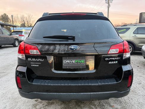 Used 2013 Subaru Outback 2.5i Limited image 4