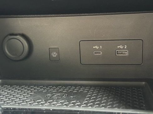 Used 2024 Nissan Pathfinder SL AWD/4WD image 18