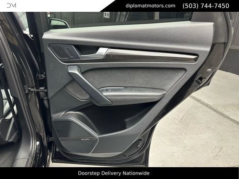 Used 2022 Audi SQ5 Premium Plus w/ Premium Plus Package image 40