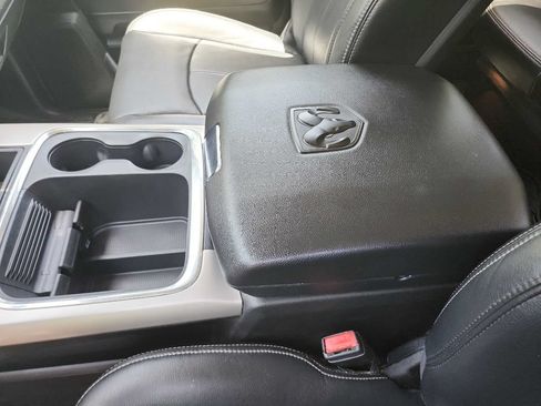 Used 2018 RAM 2500 Laramie AWD/4WD image 30
