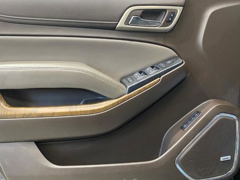 Used 2018 GMC Yukon Denali image 9