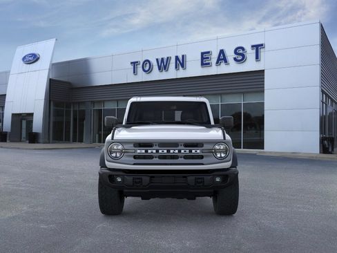 New 2025 Ford Bronco Big Bend w/ Black Diamond Package AWD/4WD image 6