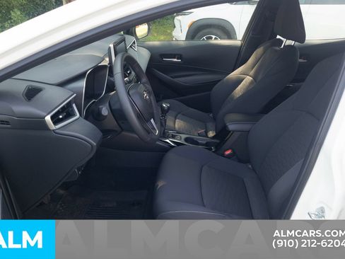 Used 2022 Toyota Corolla SE FWD image 6