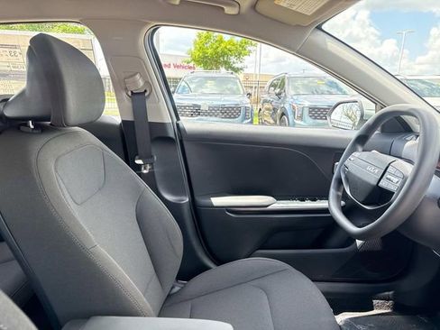 New 2026 Kia K4 FWD image 13