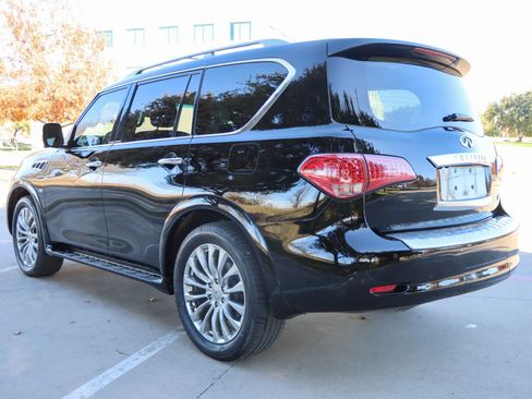 Used 2017 INFINITI QX80 2WD w/ Driver Assistance Package image 5