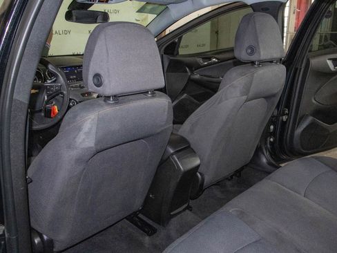 Used 2019 Chevrolet Cruze LS w/ LS Convenience Package image 9