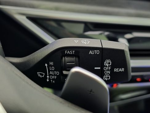 New 2026 BMW X5 xDrive50e w/ Climate Comfort Package image 21