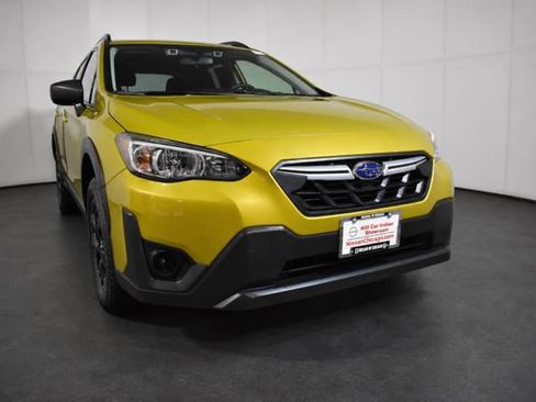 Used 2021 Subaru Crosstrek 2.0i AWD/4WD image 3