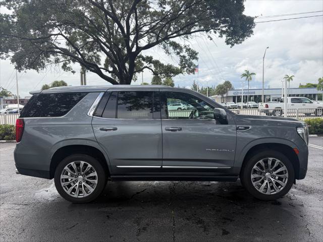 Used 2021 GMC Yukon Denali w/ Denali Premium Package AWD/4WD image 11