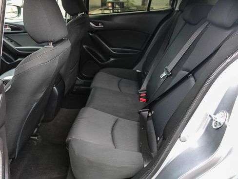 Used 2015 MAZDA MAZDA3 i Sport FWD image 18