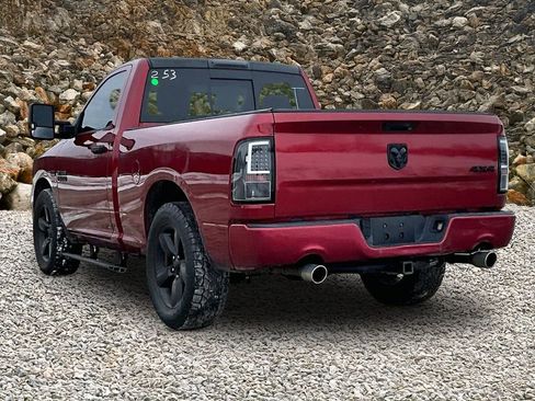 Used 2013 RAM 1500 Express image 10