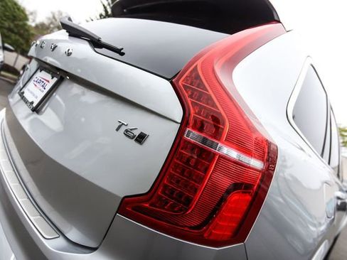 Used 2018 Volvo XC90 T6 Momentum w/ Convenience Package image 41