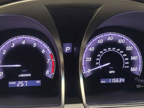 Used 2011 Toyota Avalon FWD image 34