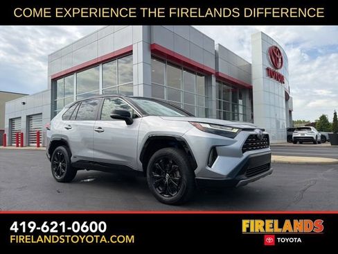 Used 2022 Toyota RAV4 XSE w/ XSE Grade Weather Package AWD/4WD image 1