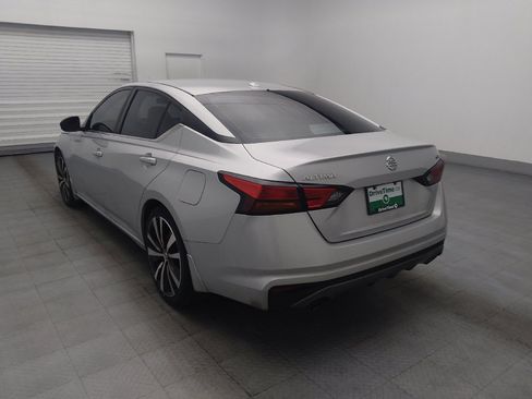 Used 2019 Nissan Altima 2.5 SR w/ SR Premium Package FWD image 5