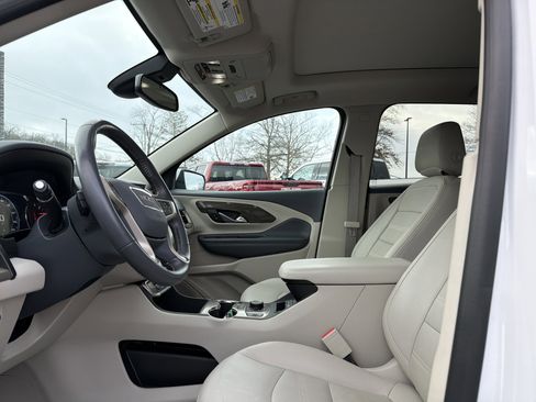 Used 2022 GMC Terrain Denali image 12