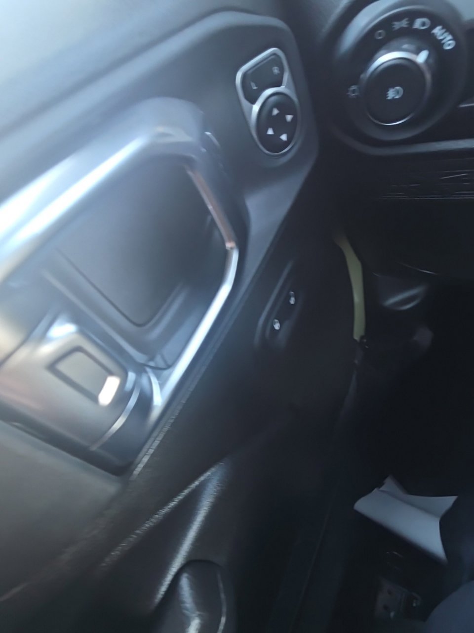 Used 2025 Jeep Wrangler Sport AWD/4WD image 39