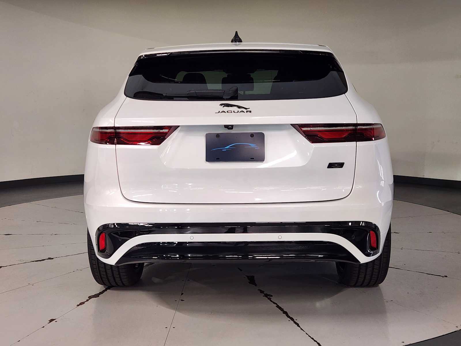 New 2026 Jaguar F-PACE R-Dynamic S AWD/4WD image 10