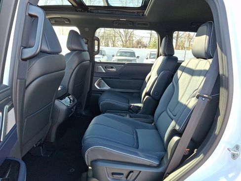 New 2026 INFINITI QX80 4WD image 7