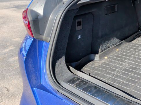 Used 2020 BMW X6 M Competition w/ Executive Package image 39