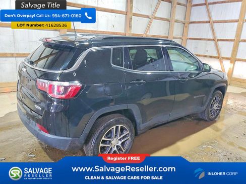 Used 2020 Jeep Compass Latitude w/ Cold Weather Group AWD/4WD image 4