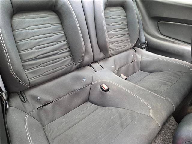 Used 2016 Ford Mustang Coupe RWD image 18