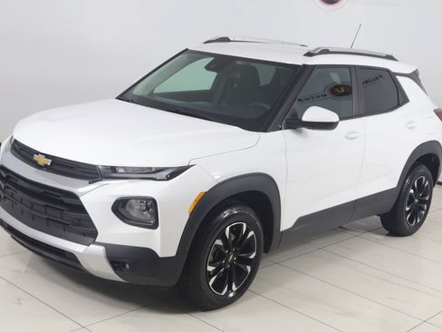 Used 2023 Chevrolet TrailBlazer LT AWD/4WD image 20