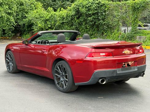 Used 2015 Chevrolet Camaro LT RWD image 15